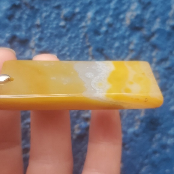 New Yellow Onyx Druzy Geode Agate Oblong Pendant. - Picture 10 of 16